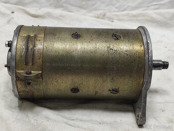 ŠKODA 1000MB NOVÉ NEBO ZÁNOVNÍ DYNAMA - 5