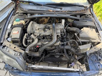Volvo V70 2.4T147kw ND - 5