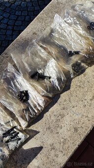 Šrouby, matice všehochuť nové - 5