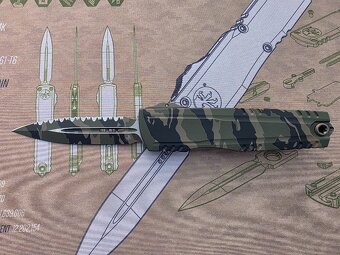 Microtech Luminary ZBP Tiger Stripe Camo - 5