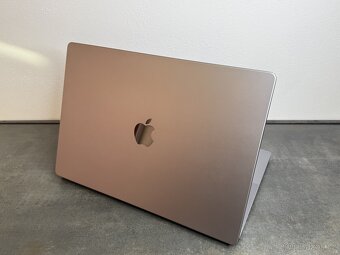 Macbook pro 16" 2021 / 512GB / 16GB / M1 Pro / Space gray - 5