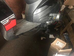 Aprilia sr 125 motard první majitel - 5