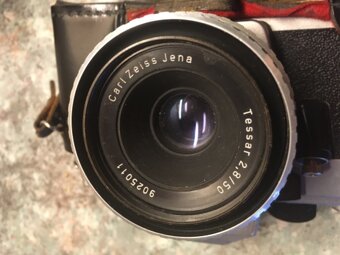 Praktica LTL + carl zeiss 2.8/50 a Zenit EM + Helios 2/58 - 5