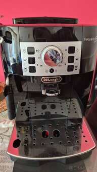 Kávovar Delonghi magnifica - 5
