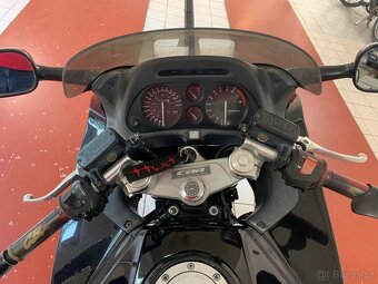 Honda CBR 1000f - 5