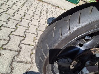 Suzuki Bandit GSF600 - 5