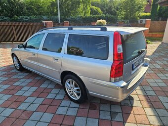 Volvo V70, D5,120KW, TOP VÝBAVA,2.MAJITEL r.v.2005 - 5