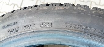 Dunlop 225/45 R18 - 5