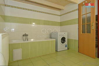 Prodej rodinného domu, 184 m², Červené Pečky, ul. Dobešovice - 5