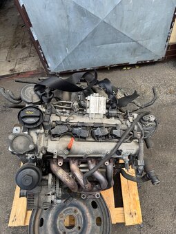 Motor 1,6 FSI 85 kw BAG - 5