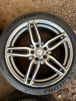 Mercedes E class W213 AMG R19 5x112 Zimní Michelin Alpin - 5