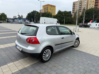 VW GOLF 5 1,4 16V 55kW - Klimatizace - Pěkný Stav - 5