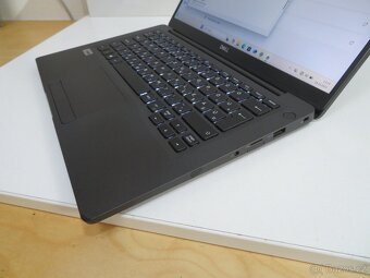 Notebook Dell Latitude 7400 14" - Intel i7-8665U, 16GB, 500 - 5