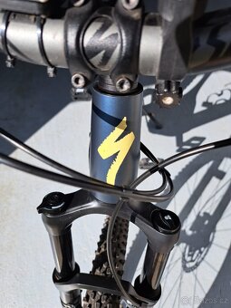 Horské Elektrokolo SPECIALIZED LEVO L 19 - 5