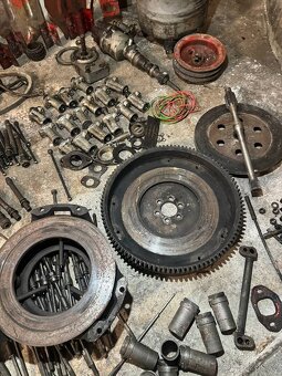 TATRA 603 náhradní díly - 5