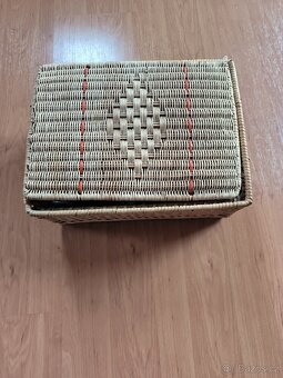 starý proutěný košík, krabička box - 5