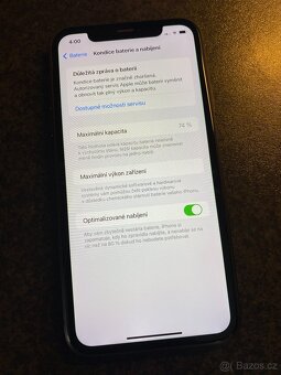 iPhone 11 64gb černý - výborný stav - 5