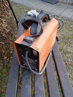 Svarovaci invertor - 5