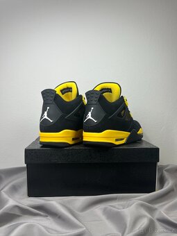 Air Jordan 4 Thunder - 5