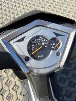 Skútr 125ccm Maxon - 5