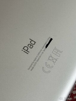 Prodám iPad 8. generace (A2270) – 32 GB, Wi-Fi, bílý - 5
