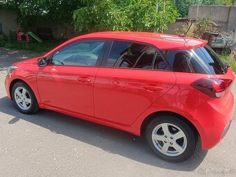 Hyundai i20 1,2 r. 59 tkm, r.v. 2020 - první majitelka - 5