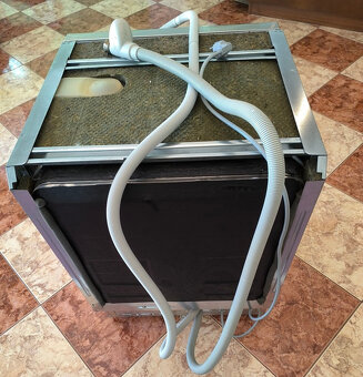 Myčka Whirlpool 6th sense - 5