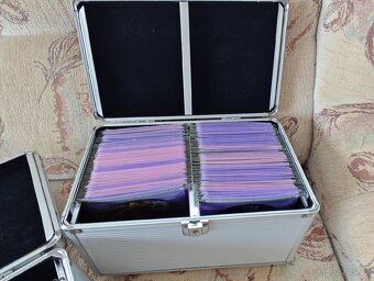 DVD přehrávač LG plus dva kufry s DVD - 5