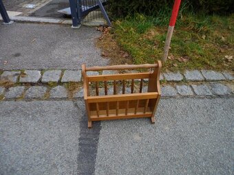 2x dřevěná přihrádka na noviny - 5