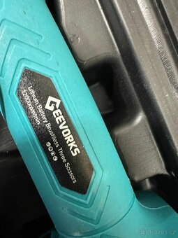 Aku zahradní nůžky (614) - 5