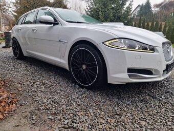 Jaguar XF - 5
