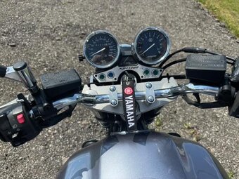 Yamaha XJR 1300 - 5
