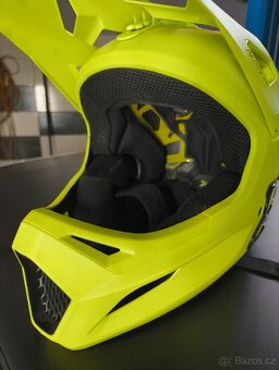 Prodám cyklistickou přilbu Fox Rampage - 5