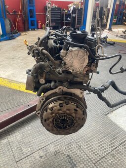 Motor vw passat b7 2,0 103 kw CFF - 5