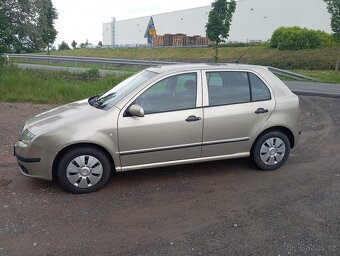 Škoda fabia 1.2 HTP 2 majitel.stk ještě rok a půl - 5