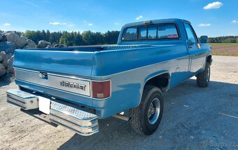 Chevrolet K10 Silverado z roku 1983 - 5