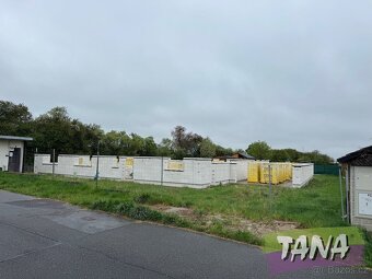 Prodej pozemku pro bydlení včetně rozestavěné stavby domu, 1 - 5