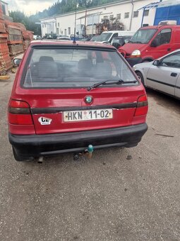 škoda Felicia 1.3 Rok výroby 2000 - 5