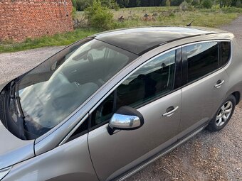 Díly z tohoto vozu Peugeot 3008 2.0 hdi - 5