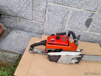 Historická motorová pila Stihl 041 AV - 5