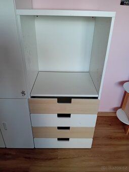 Skříně a knihovna IKEA - 5