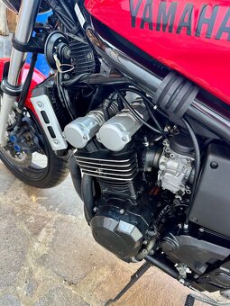 Motorka Yamaha - 5