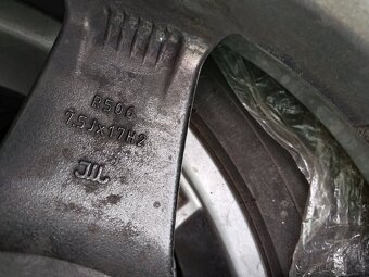 235/65 r17 - 5