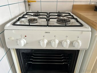 Zanussi kombinovaný plynový sporák - 5