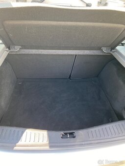 Ford Focus 1.6 74kW servisní kniha bez koroze - 5