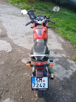 Honda CBR 125R - 5