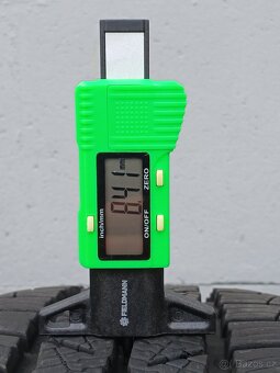 Pěkná zimní kola Škoda Octavia IV 205/60/16 vzorek 8mm - 5