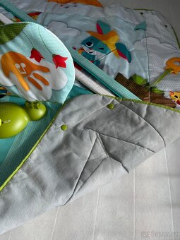 Tiny Love Hrací deka s hrazdou Tiny Farm - 5