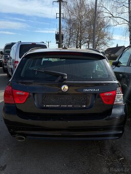 BMW e91 320d 2011 (náhradní díly) - 5