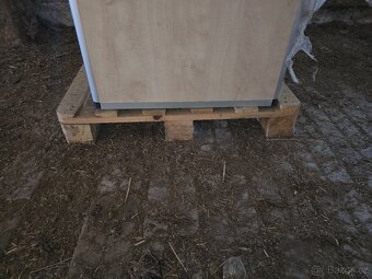 Skleněná vitrína - 5